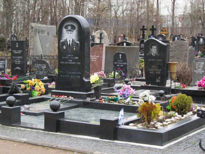 Серафимовское кладбище, СПб